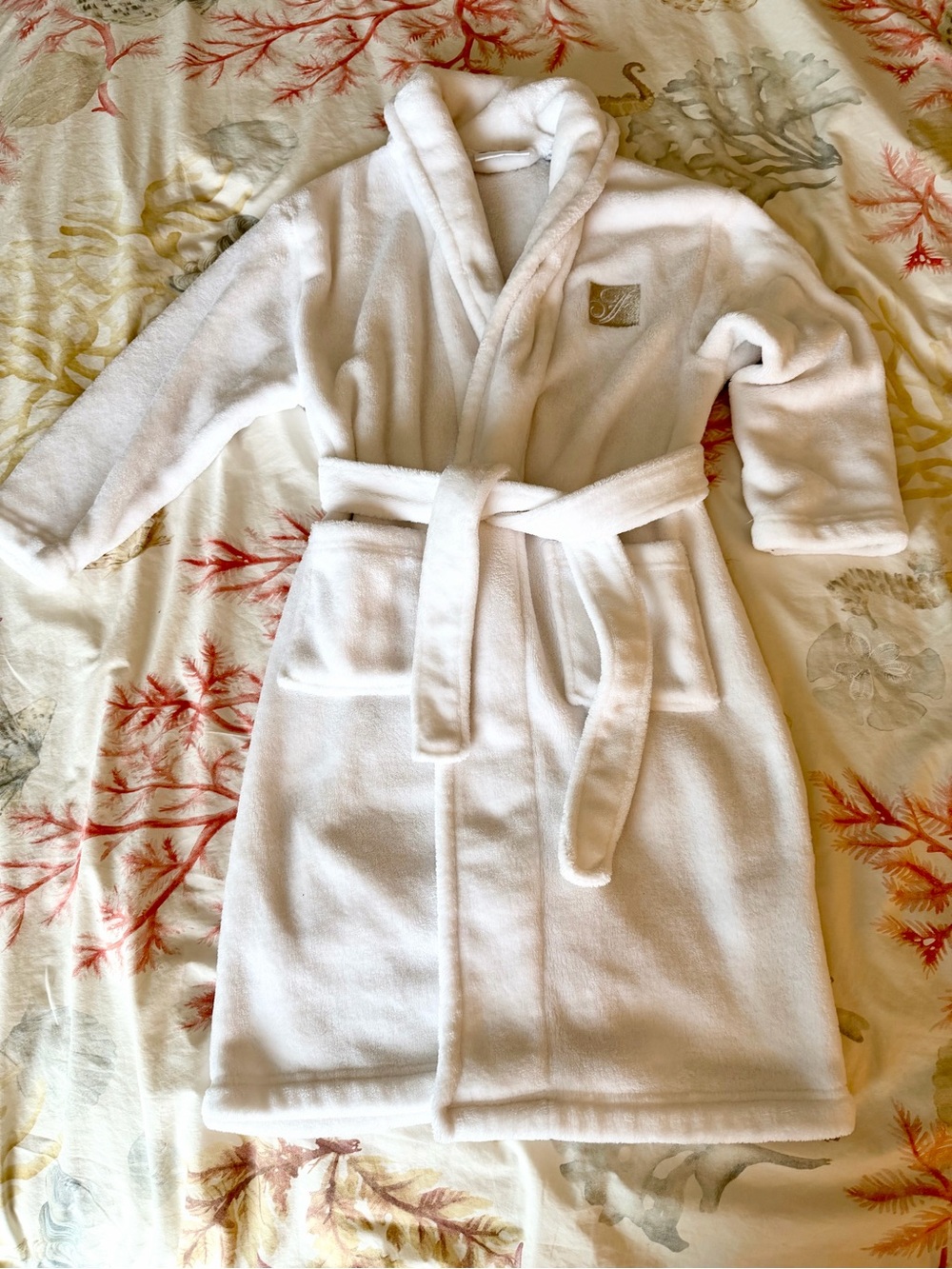 Youth Fairmont Hotel & Resorts Terry Robe Luxe Monogrammed Medium Cozy Plush